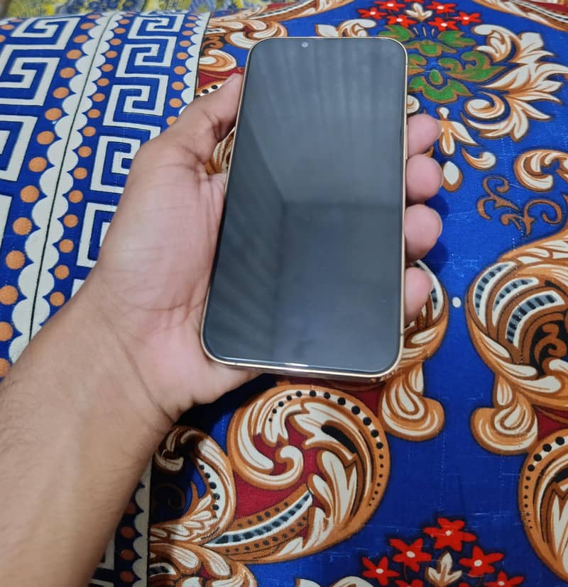 Apple iPhone 13 Pro 6