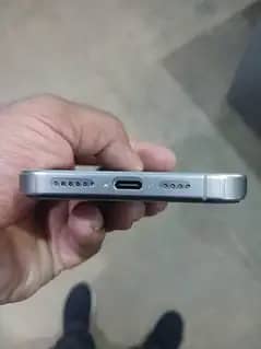 Apple iPhone 15 Pro Max 1