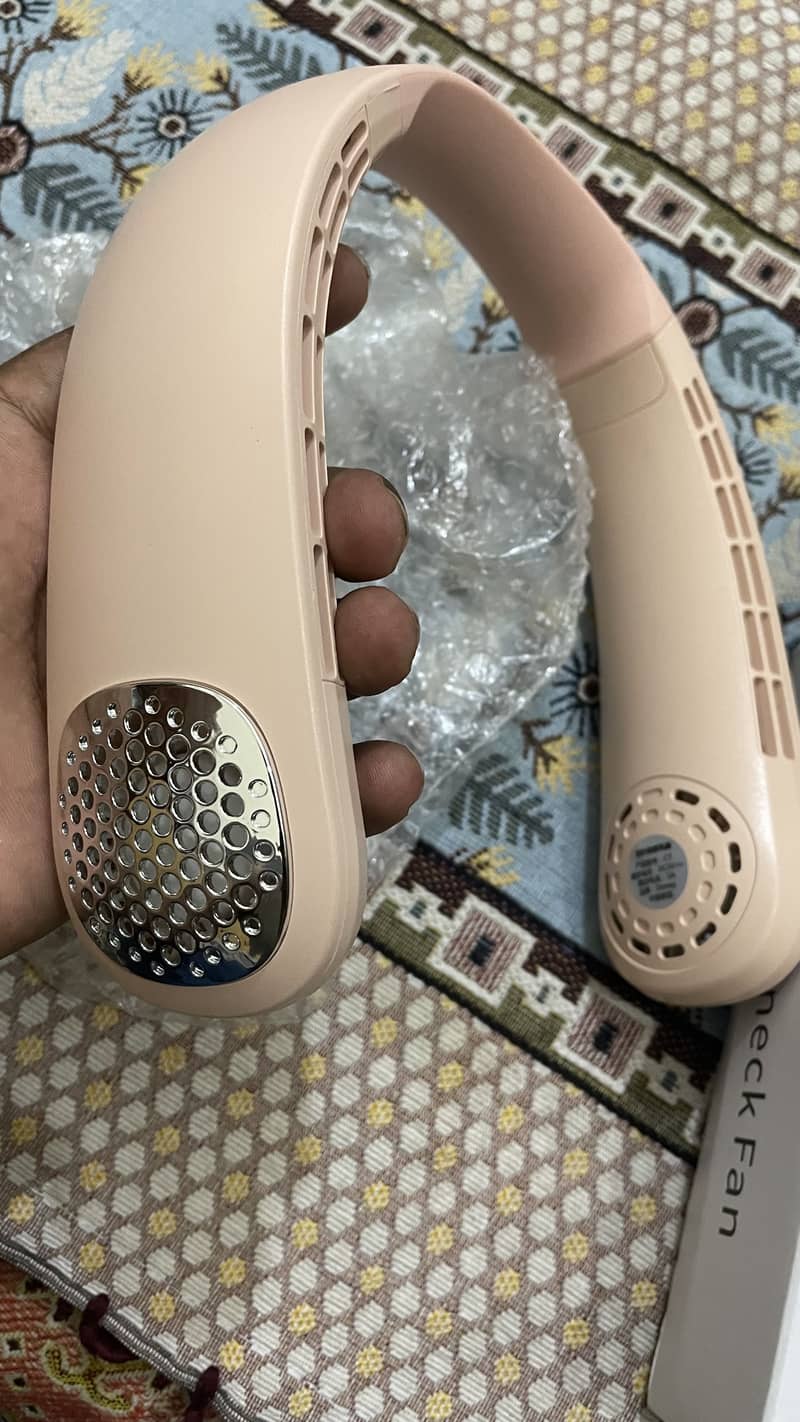 NeckFan 5