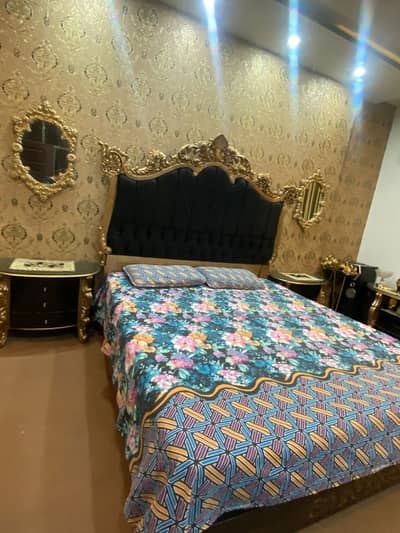 Room Furniture Black poshish