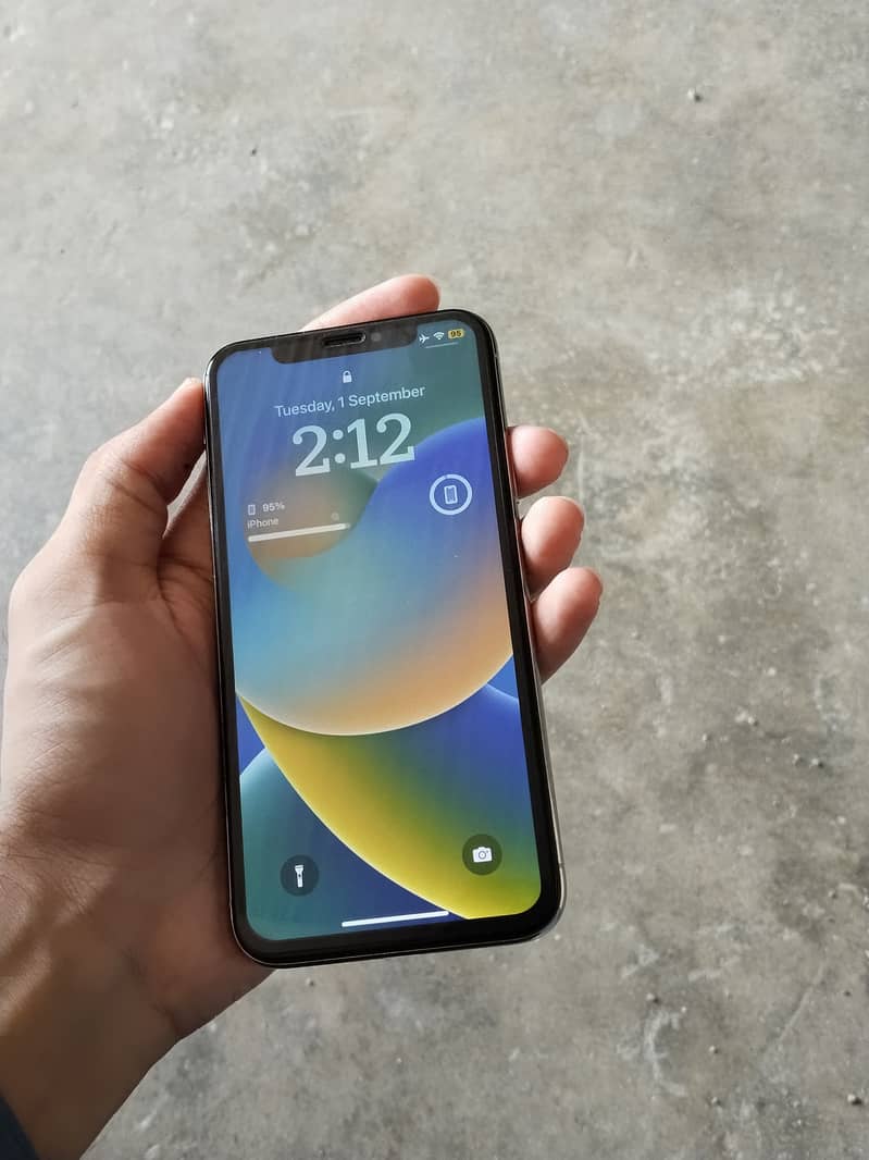 iPhone X sim glitch 1