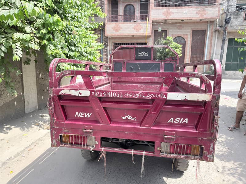 Loader Rickshaw 2