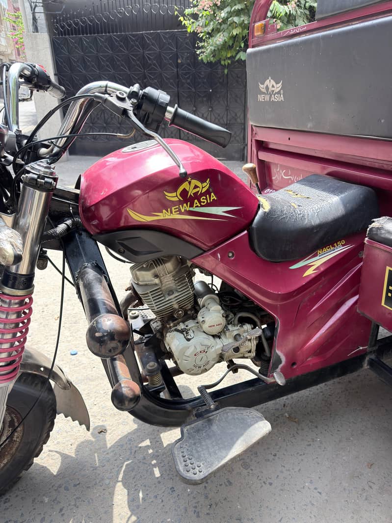 Loader Rickshaw 5