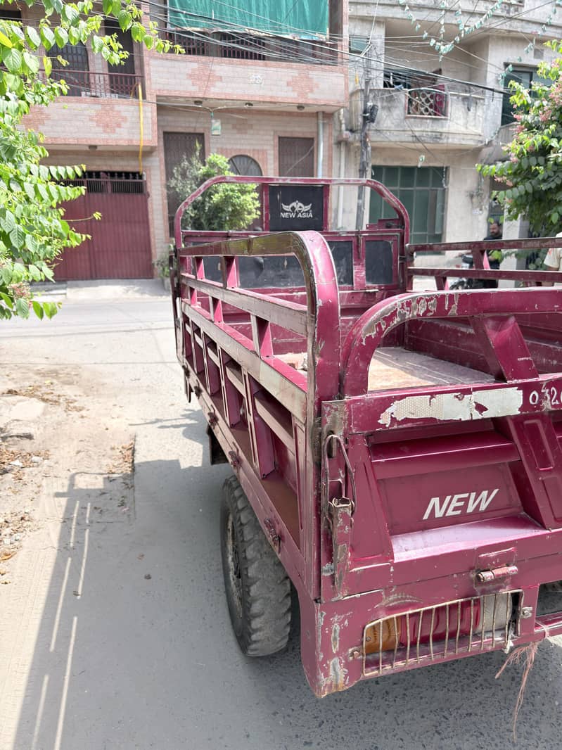 Loader Rickshaw 11