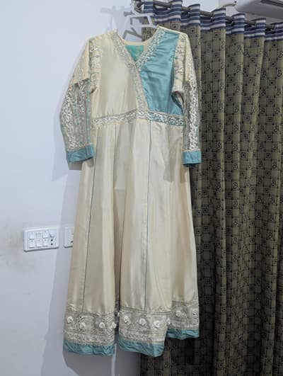 Beautiful preloved maxis