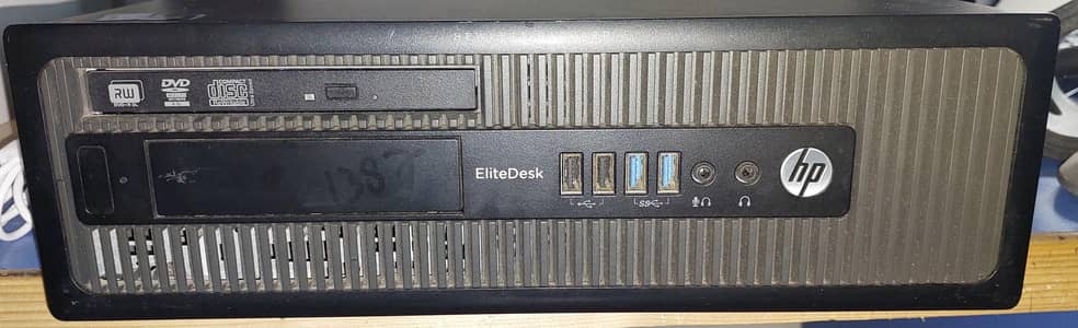 HP EliteDesk 800 G1 SFF with Montor (HP LE 1901w]
