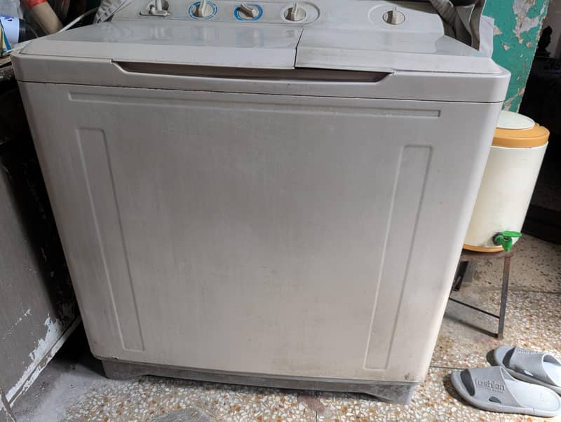 Semi Automatic Top Load Washing Machine 1