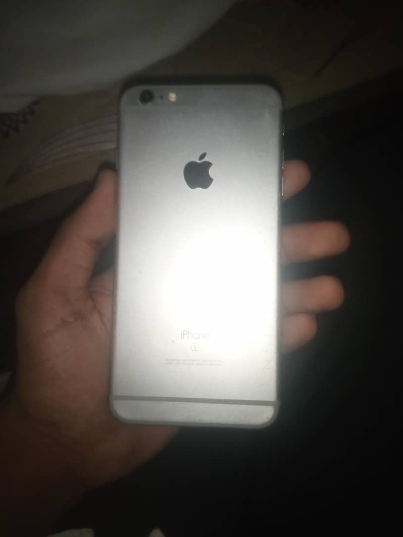 Apple iPhone 6S Plus 2