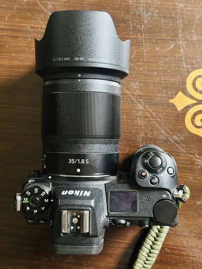 Nikon Z6 ii with 35mm 1.8s in good condition
