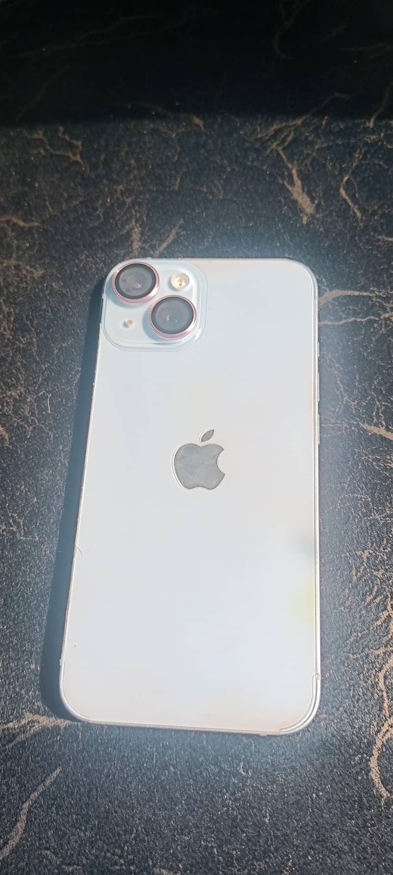 Apple iPhone 14 3