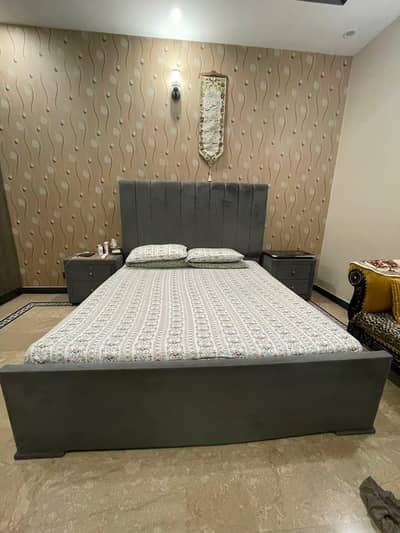King size velvet bed
