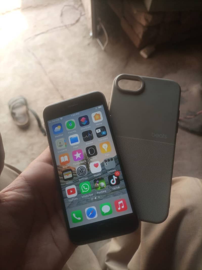 Apple iPhone 6S 6