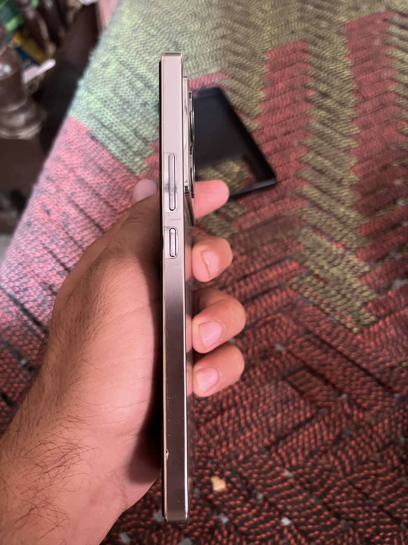 Infinix Note 40 4