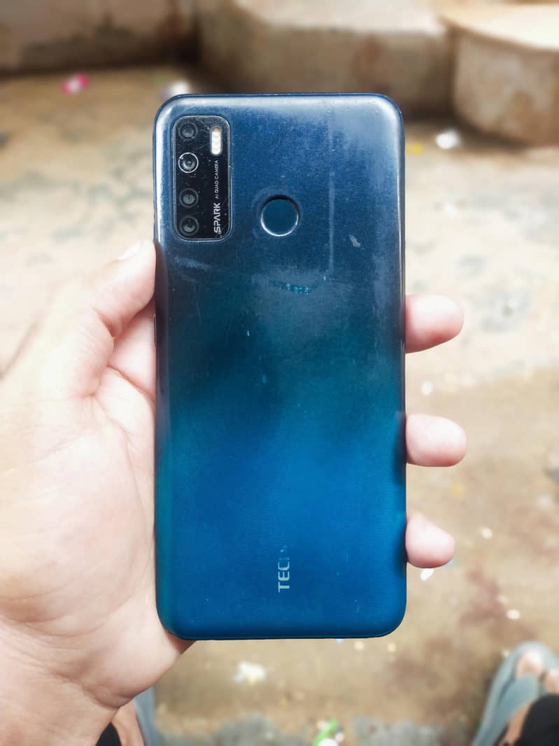 Tecno Spark 5 Pro 0