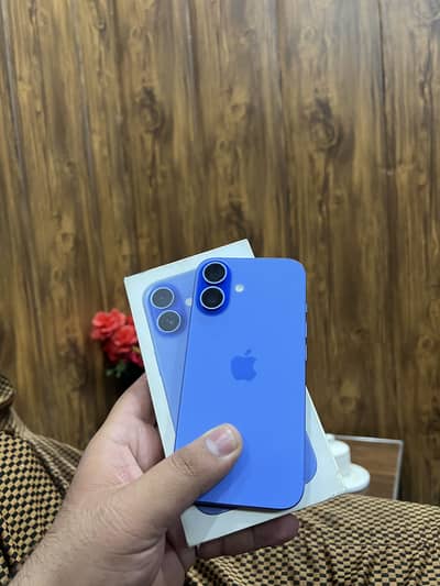 Apple iPhone 16