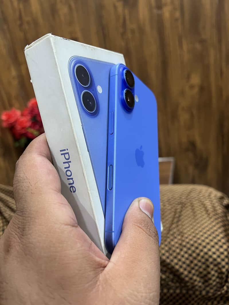 Apple iPhone 16 1