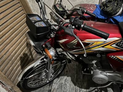 honda 125 full 100 percent ok no problm