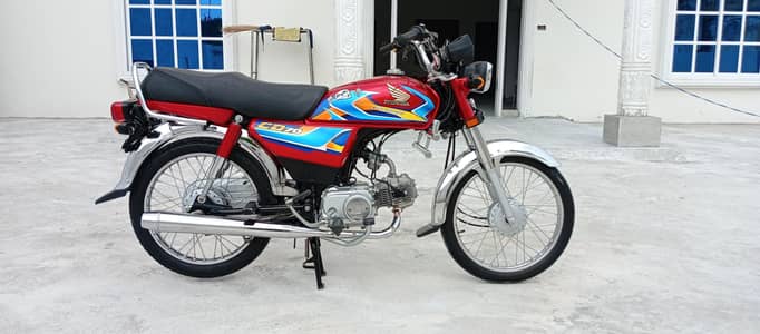 Honda cd 70 25/26 model. unregistered only 10,000 meter reading