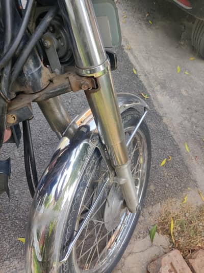 Honda 125 Special Edition 2022 with golden Number (2500 Start For Sale