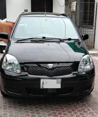 Toyota Vitz 2003