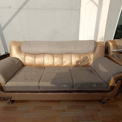 Used Sofa Set – Good Condition | Comfortable & Stylish