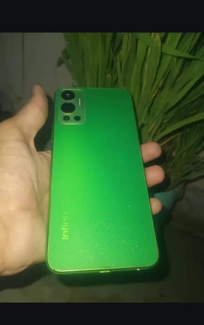 Infinix Hot 12
