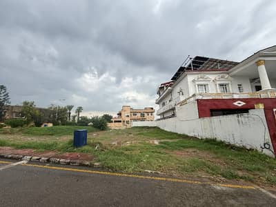Kanal corner plot for sale in phase 1 bahria town Rawalpindi