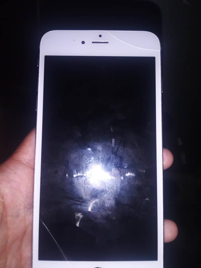 Apple iPhone 6S Plus 1