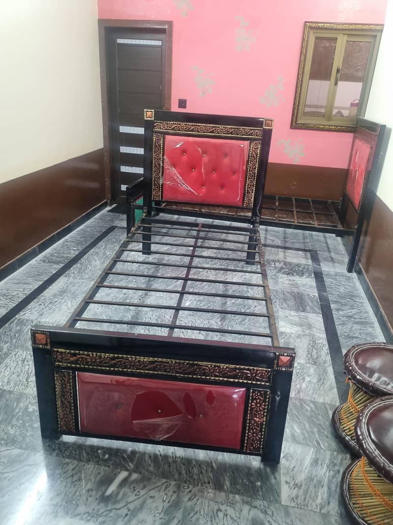 دو عدد بیڈ 1