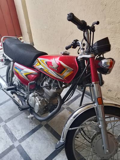 Honda CG 125 2025