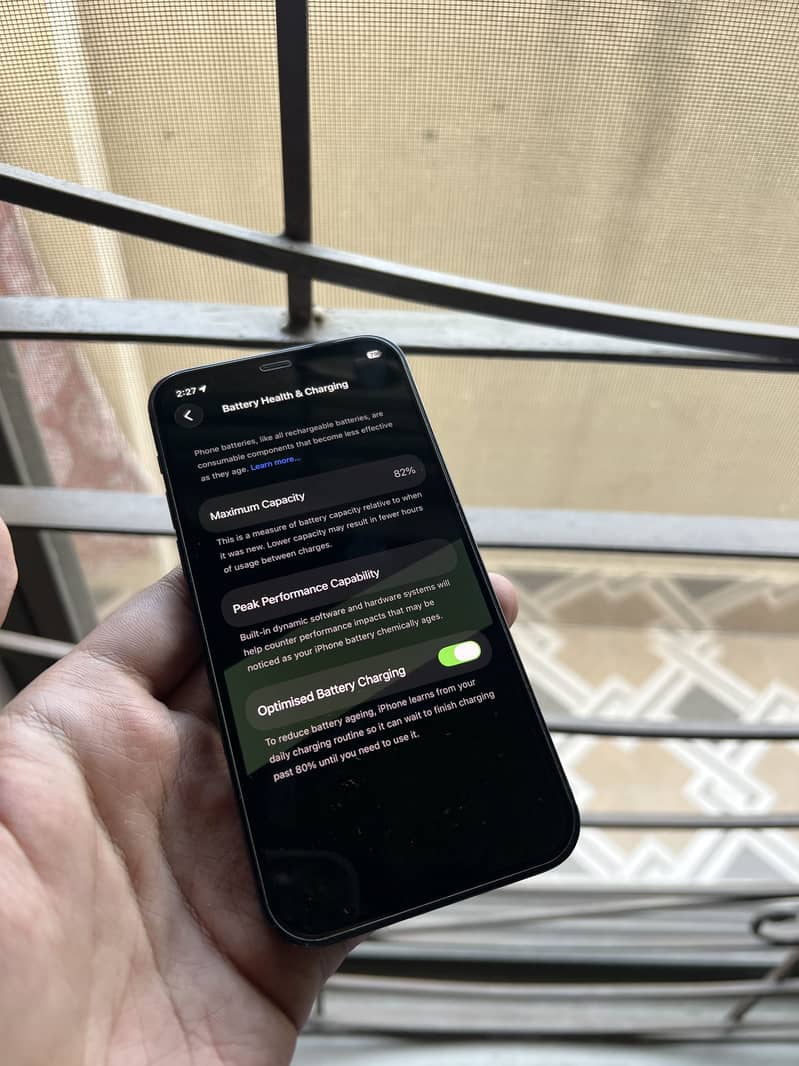 iPhone 12 7