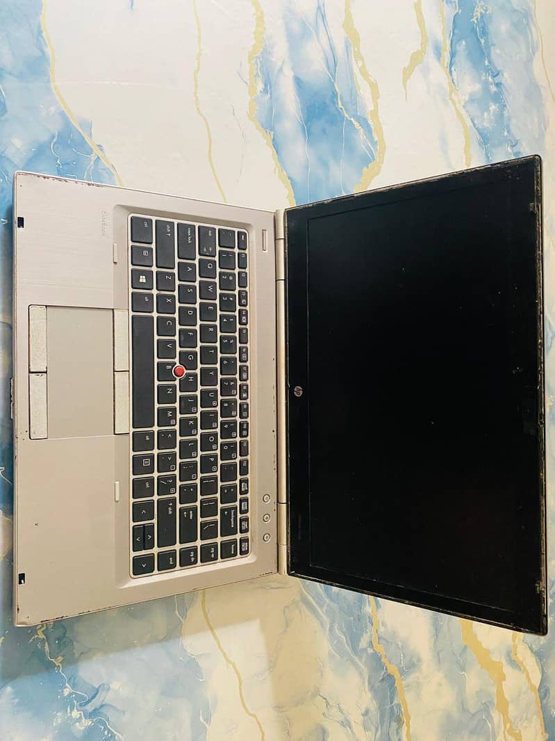 hp 8470p 1