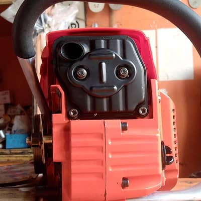 Eicho chainsaw 5800 cc