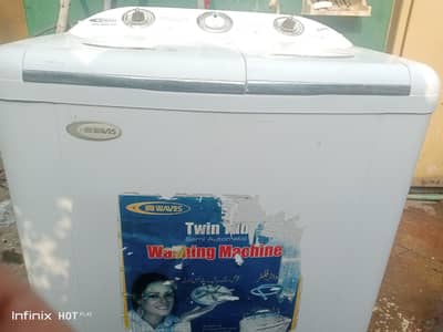 Waves Japanese Washing machine and Spinner