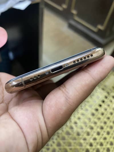 Apple iPhone XS