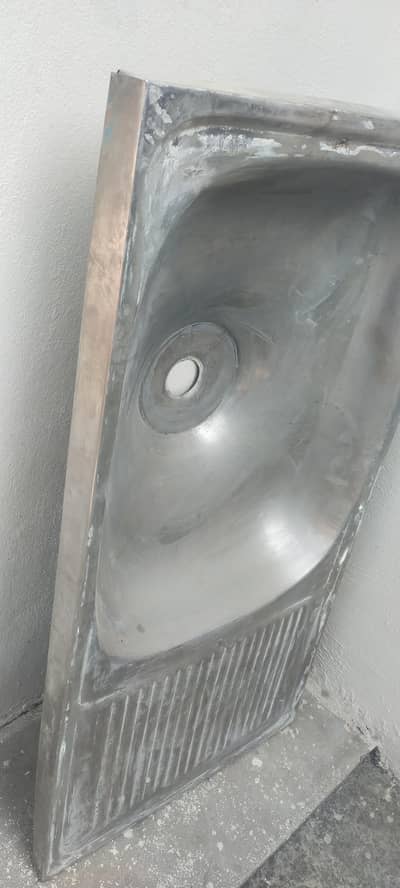 Pure steel sink.  Contact # 0309-7854382