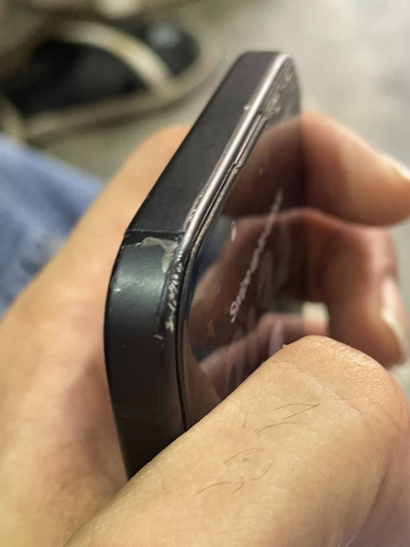 Apple iPhone 15 7