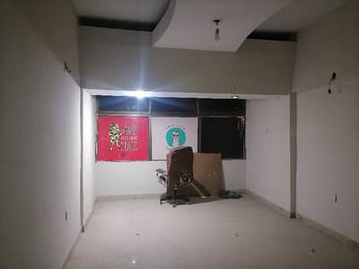 Buy A Office Of 375 Square Feet In Gulshan-E-Iqbal - Block 13/B