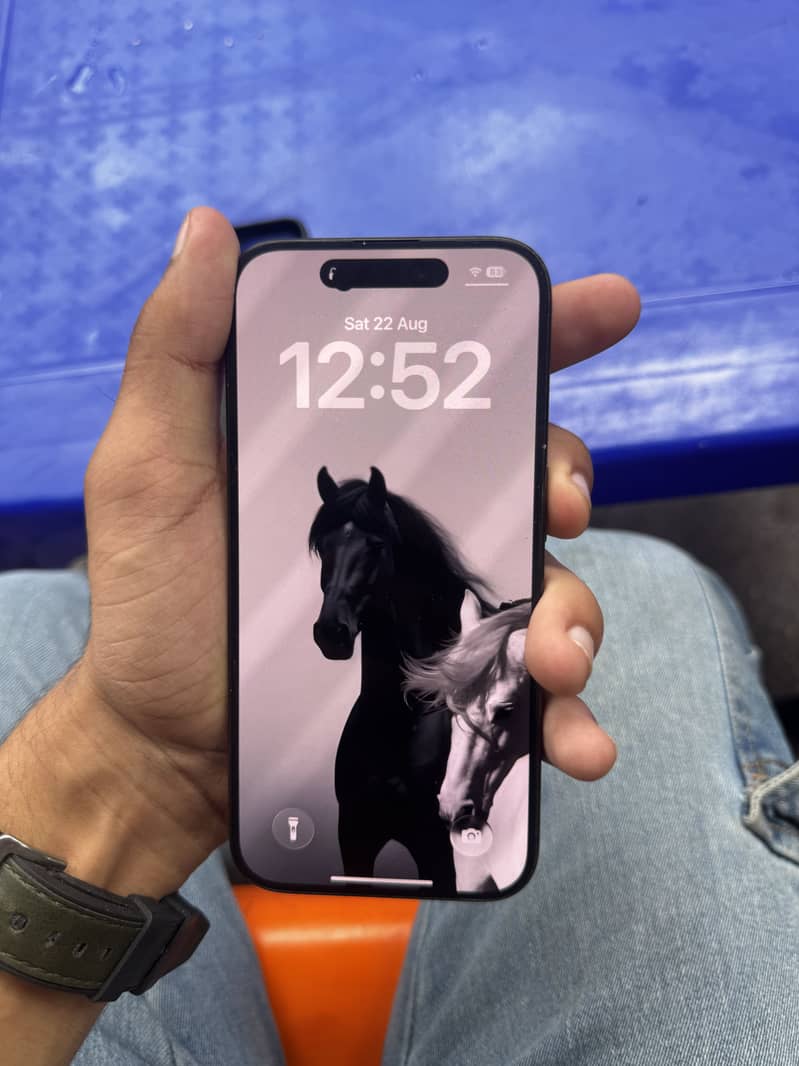 Apple iPhone 15 Pro 6