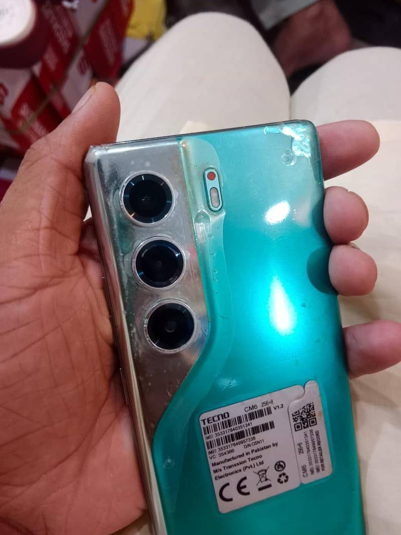 Tecno CAMON 40 Pro 6