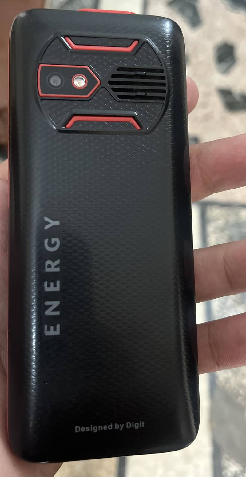 Gfive phone 1