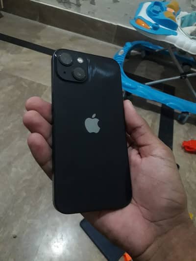 Apple iPhone 13