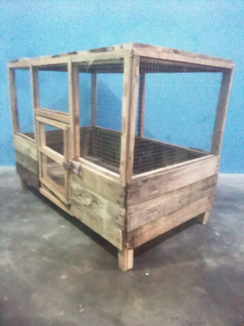 hen's cage — photo 3