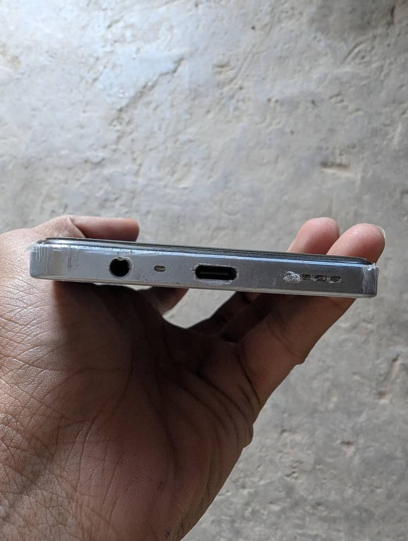 Realme Note 60 1