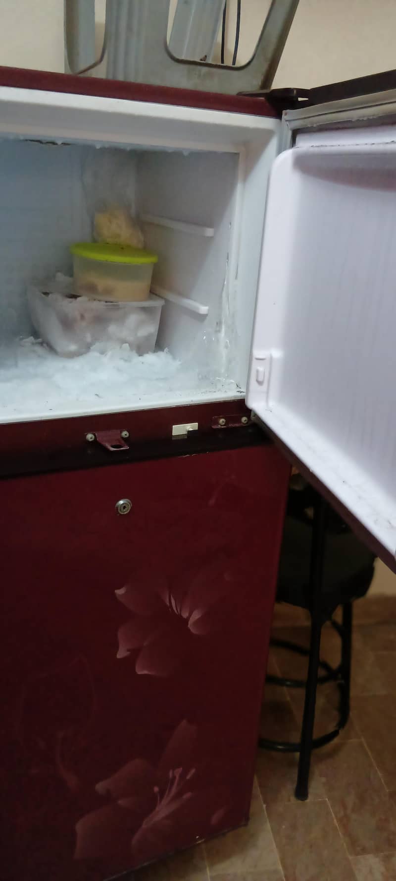 fridge medium size 3