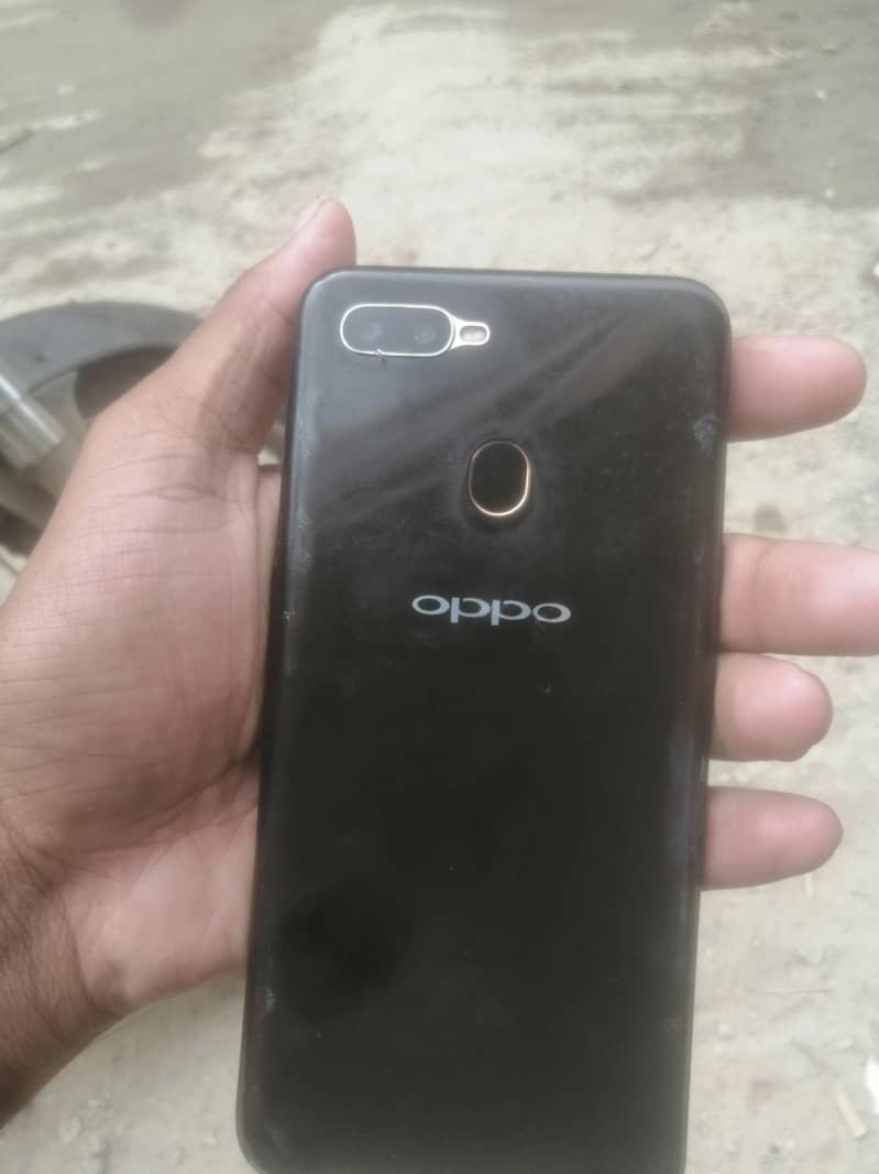 OPPO A5 1