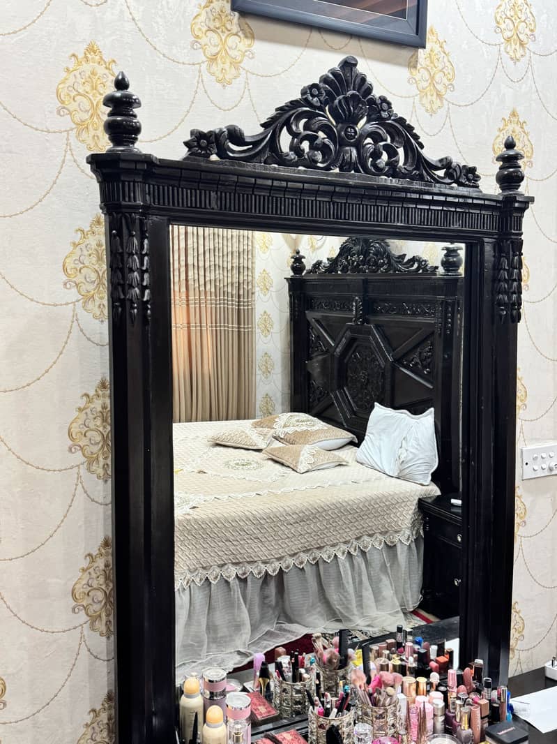 King size bed 2