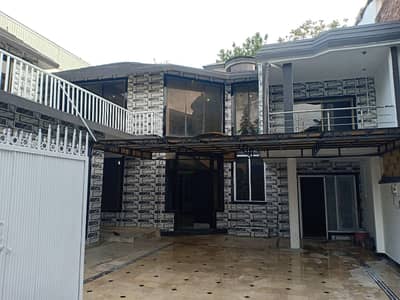 12 Marla House In Javaid Shahid Road Is Available For sale