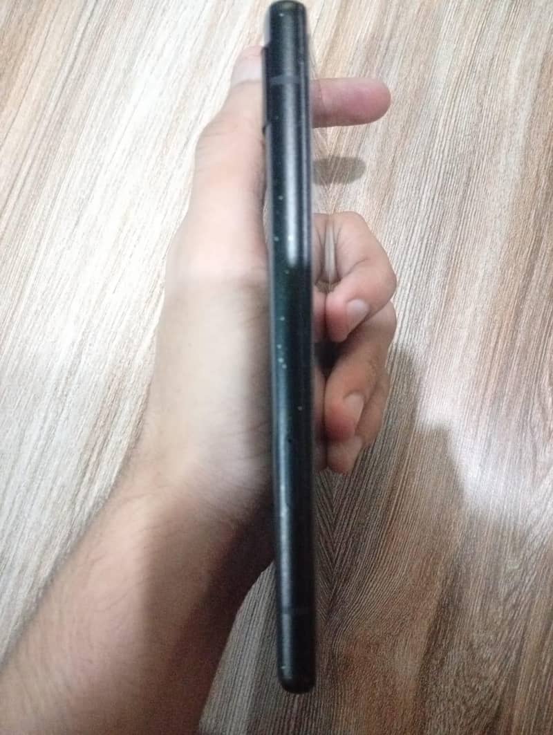 Google pixel 6a 4