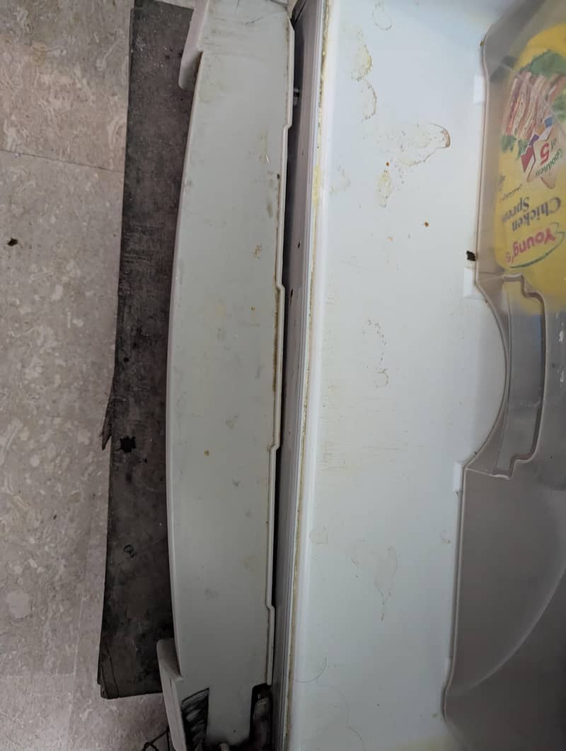 Dawlance Refrigerator 2